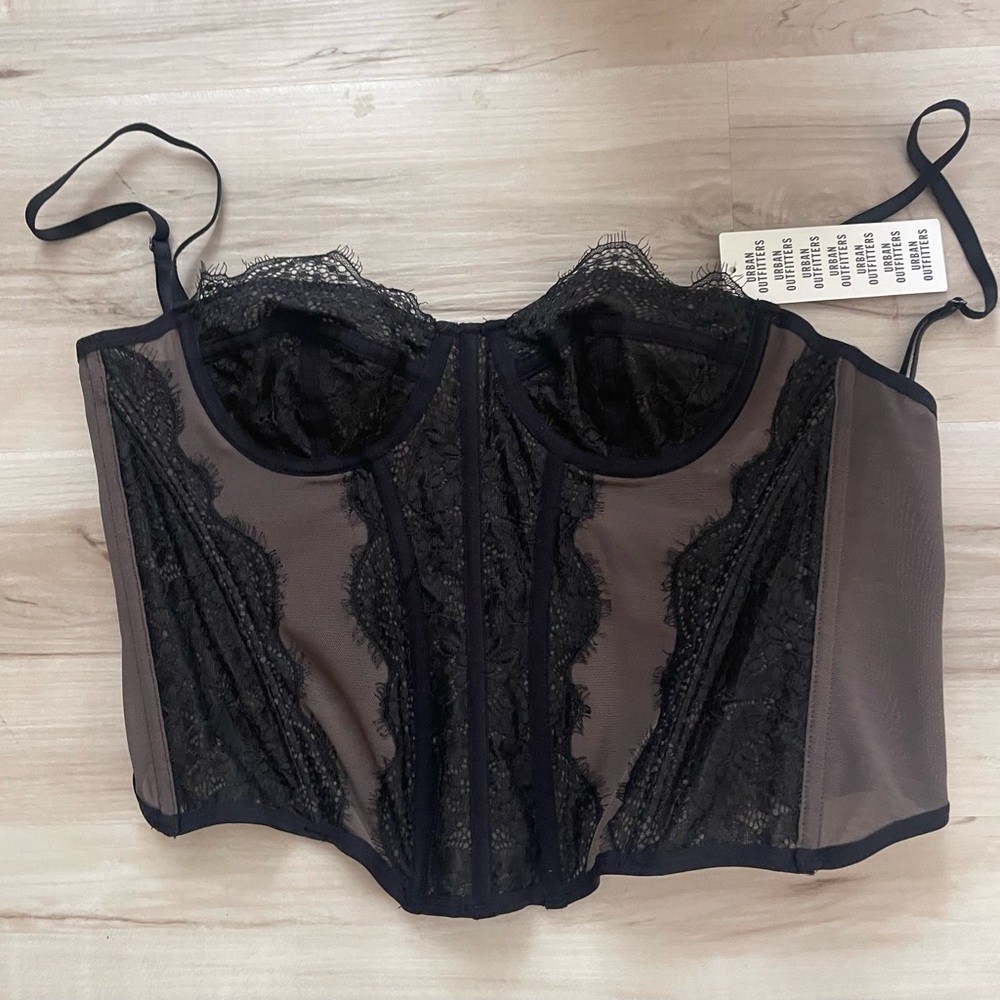Urban Outfitters Black Sheer Lace Bustier - Picture 5 of 5